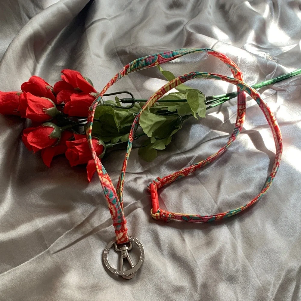 🌹VINTAGE Vera Bradley Coral Floral Keychain Necklace w/ Silver-Tone Ring Pendant